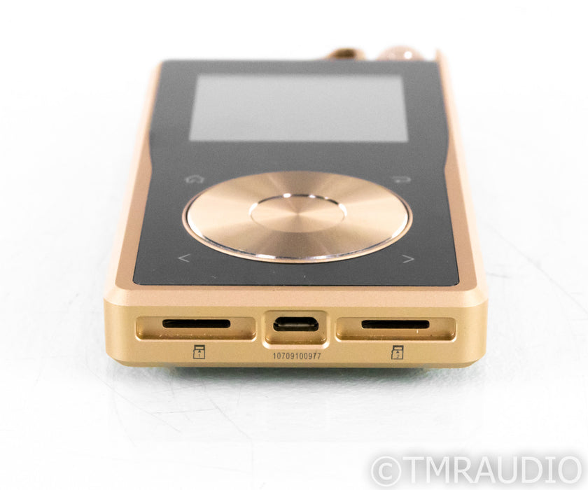 Questyle QP1R Personal Audio Player; QP-1R; 32GB