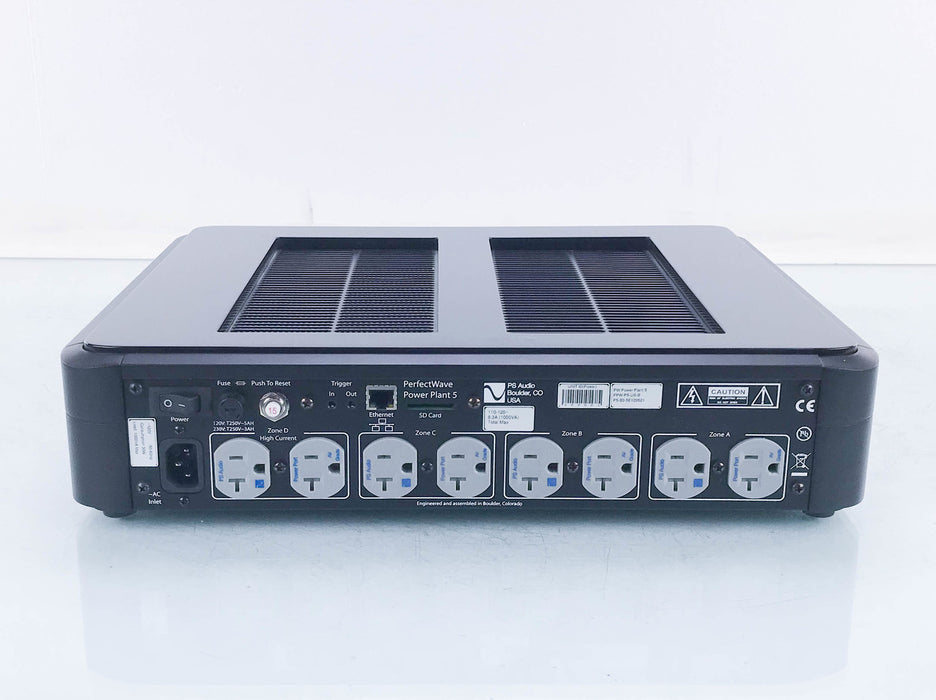 PS Audio PerfectWave Power Plant 5 Power Conditioner