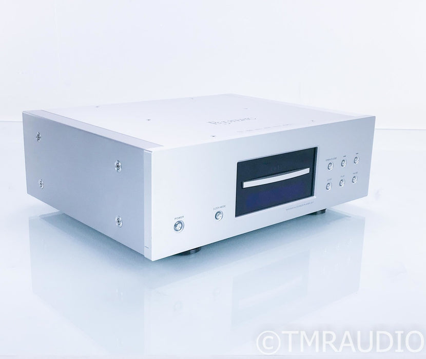 Esoteric UX-1 DVD / SACD / CD Player; Remote