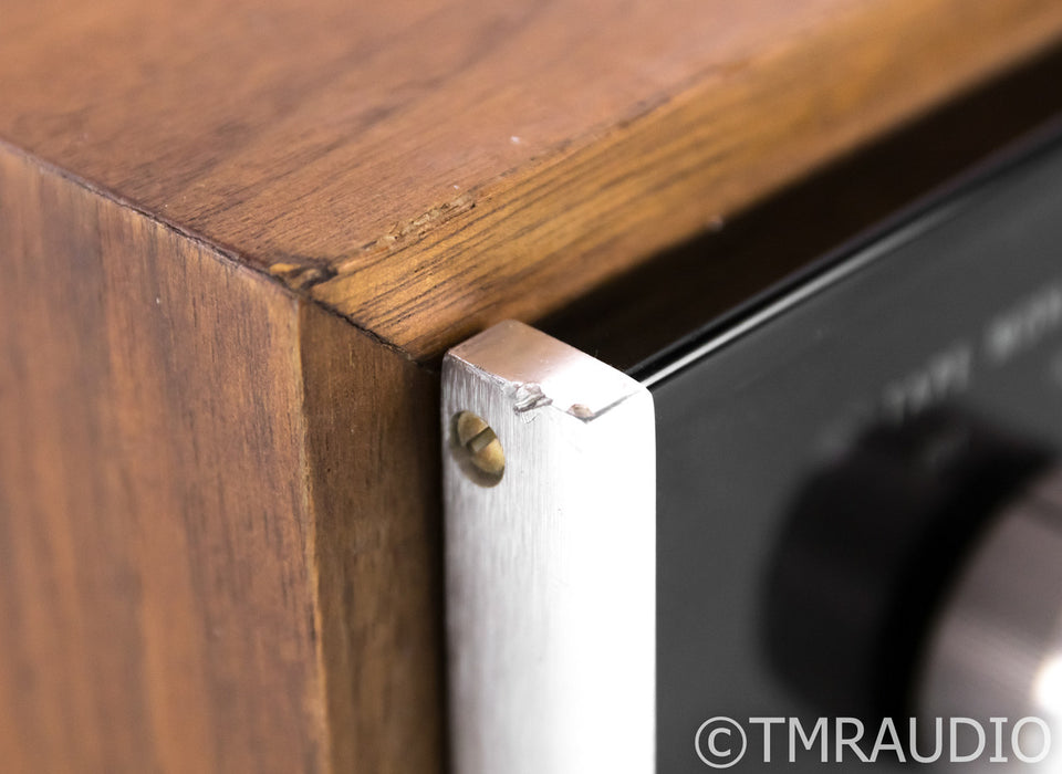 McIntosh MQ-101 Environmental Equalizer; Walnut Cabinet; MQ101