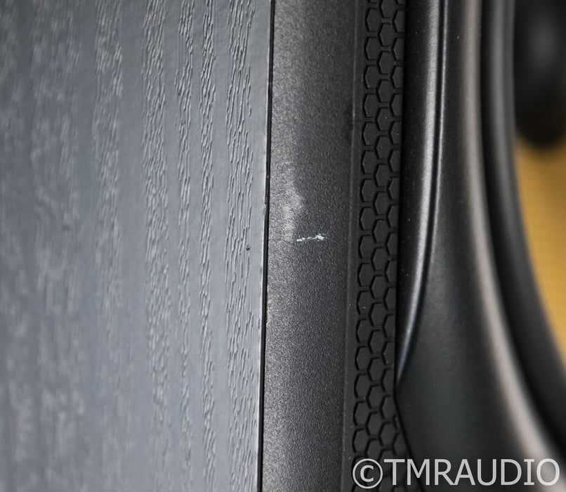 B&W DM603 Bookshelf Speakers