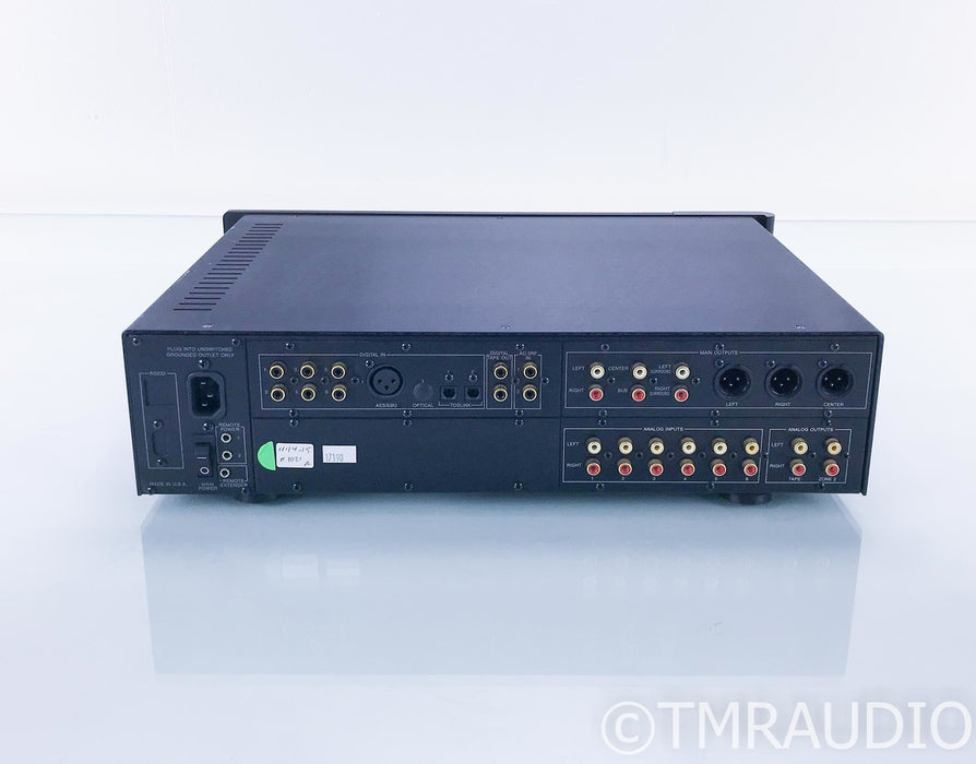 Theta Casa Nova 5.1 Channel Home Theater Processor; Remote