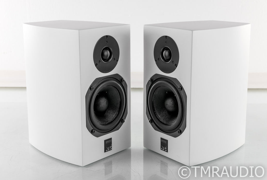 ATC SCM7 v.3 Bookshelf Speakers; SCM-7 V3; Satin White Pair