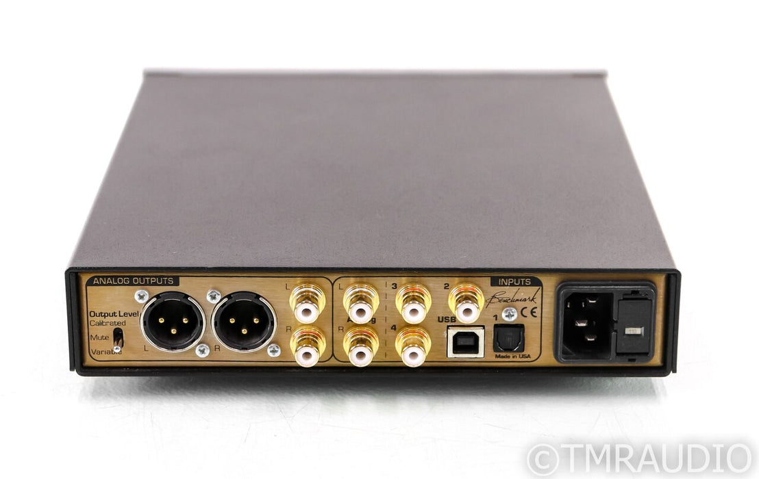 Benchmark DAC1 PRE DAC; D/A Converter; DAC-1; Silver