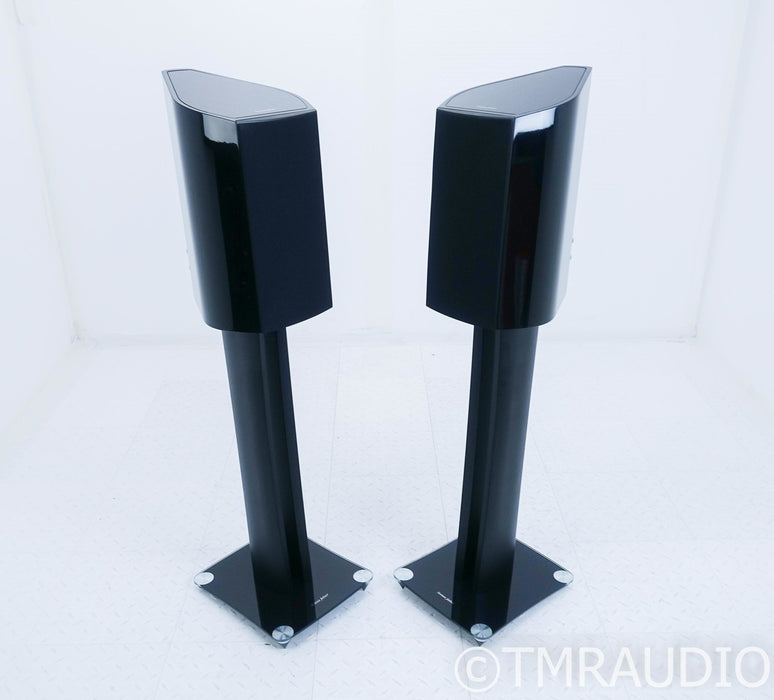 Sonus Faber Venere 2.0 Bookshelf Speakers w/ Stands