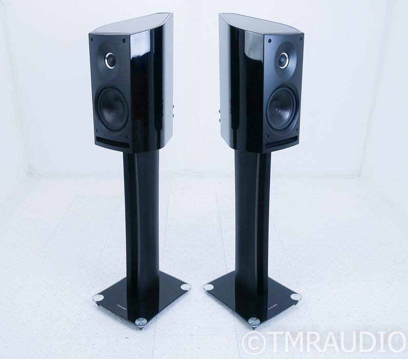 Sonus Faber Venere 2.0 Bookshelf Speakers w/ Stands