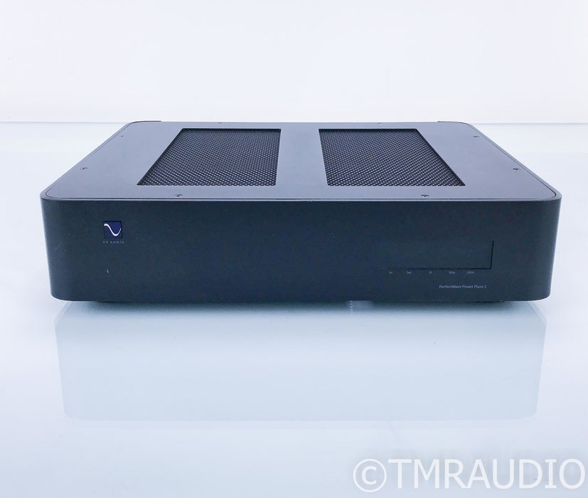 PS Audio PerfectWave PowerPlant 3 Power Conditioner; P3; Remote