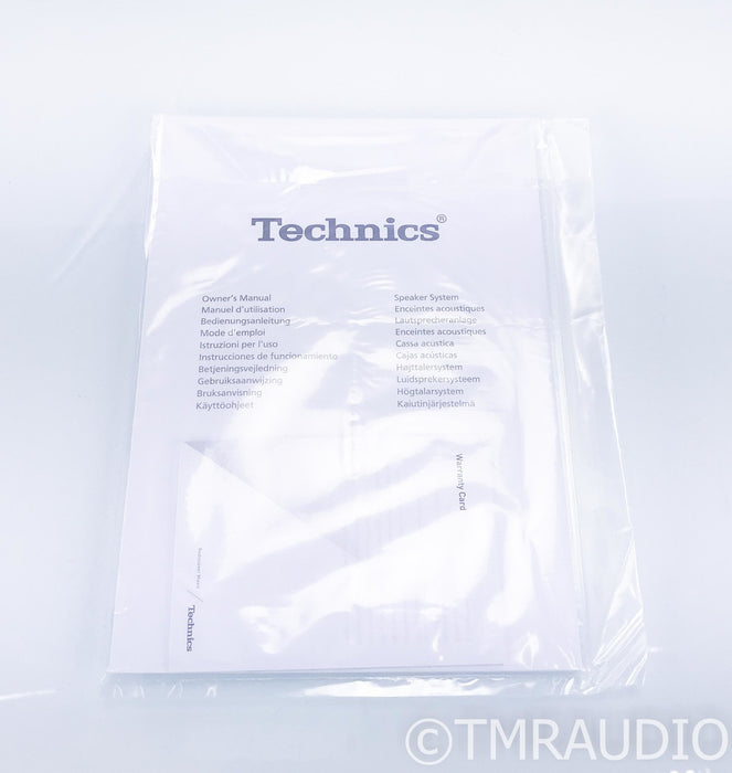 Technics SB-C700 Bookshelf Speakers; White Pair; SBC700