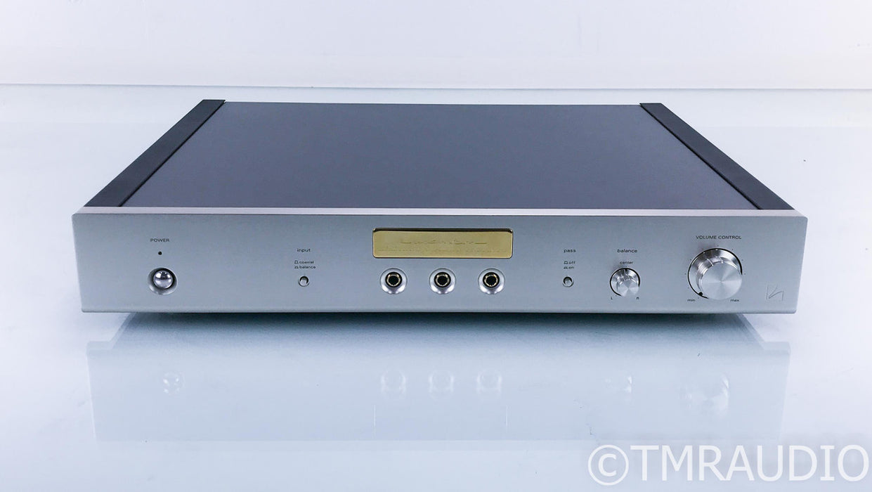 Luxman P-1 Headphone Amplifier; P1; 100V