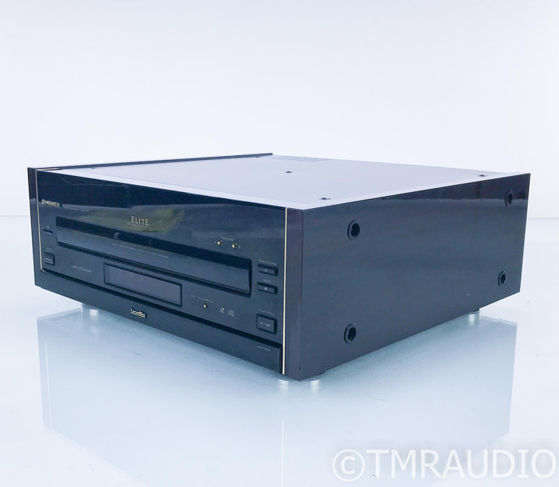 Pioneer CLD-97 Laser Disc / CD Player; CLD97; Remote; AS-IS (Broken Disk Tray)