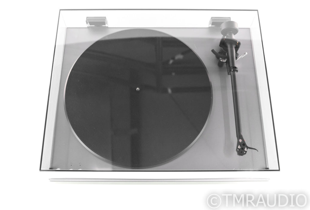 Camridge Audio Alva TT Direct Drive Turntable; Alva High Output MC Cartridge