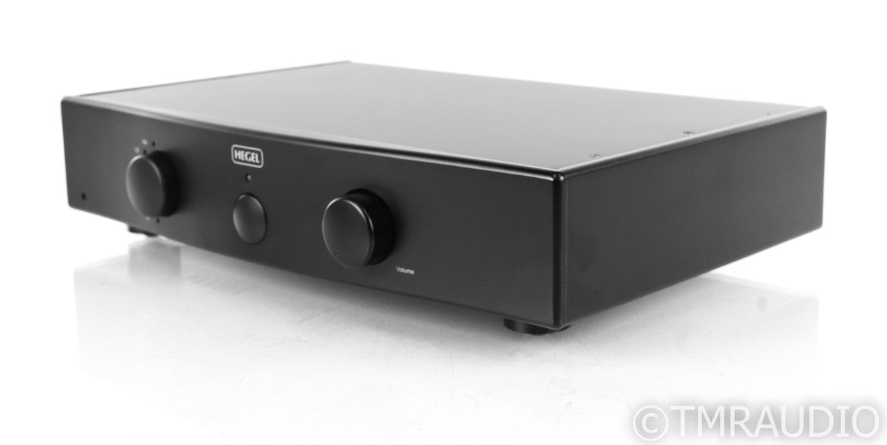 Hegel P20 Stereo Preamplifier; P-20; Black; Remote
