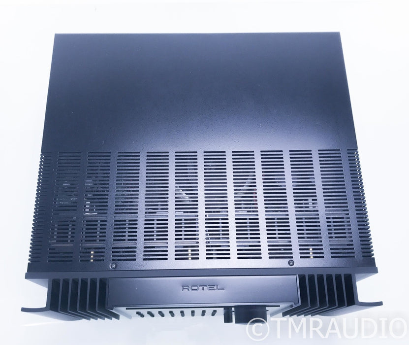 Rotel RSX-1067 7.2 Channel Home Theater Receiver; AS-IS (Intermittent Crackle)