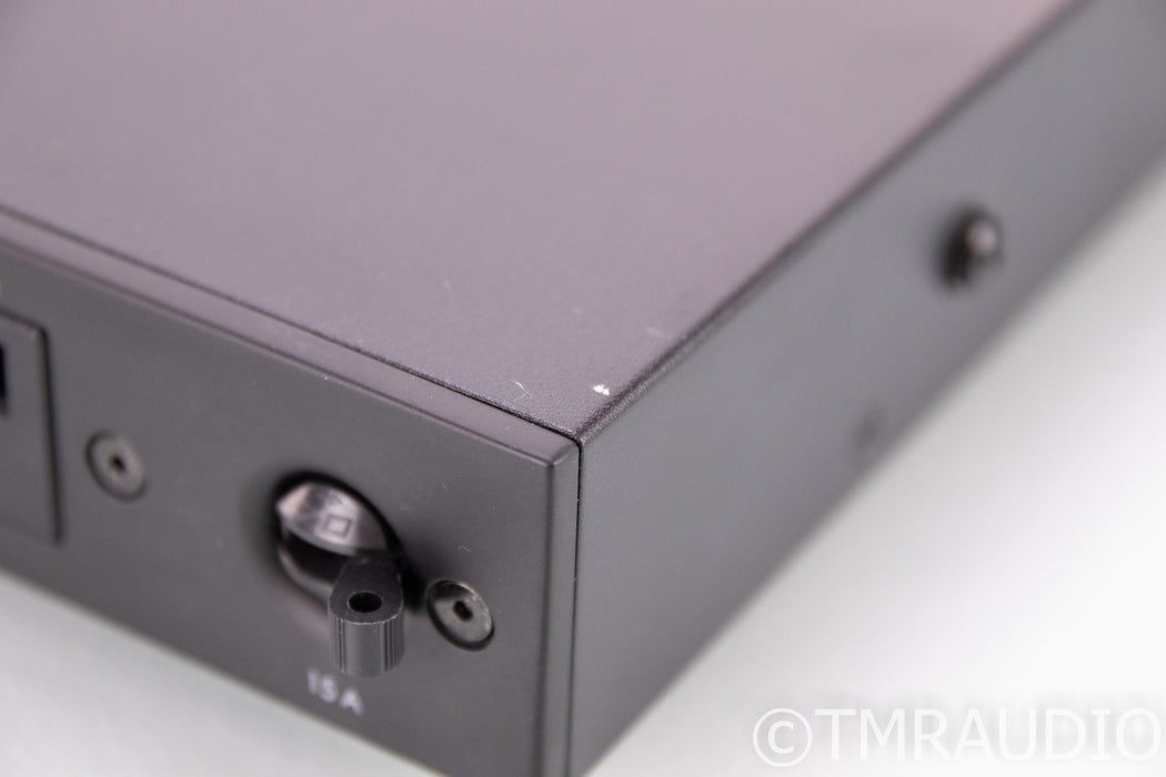 Panamax M4315-Pro Power Conditioner; Refurbished