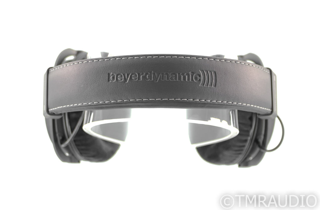 Beyerdynamic DT 1770 Pro Closed Back Headphones; DT1770