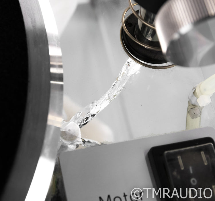 Clearaudio Matrix Vacuum Record Cleaner; Vinyl; Acrylic Version (230V)