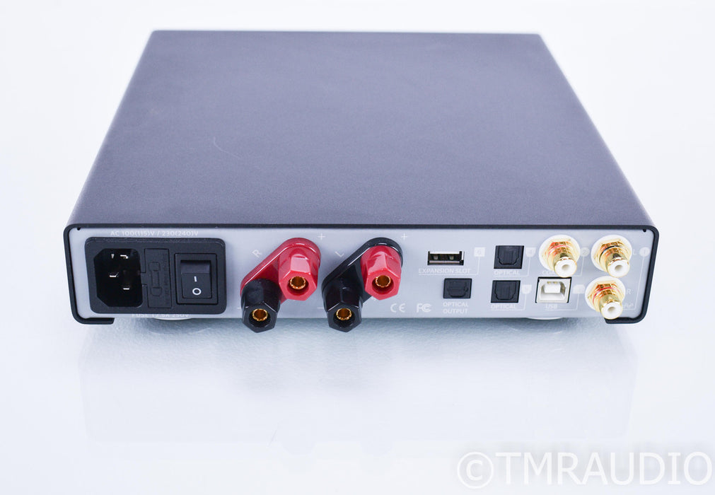 NuForce DDA-120 Stereo Integrated Amplifier; D/A Converter; Remote; Bluetooth