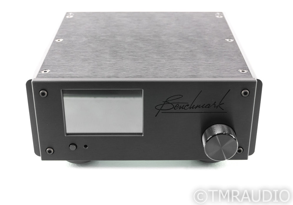 Benchmark LA4 Stereo Preamplifier; Remote; LA-4 (Low Hours)