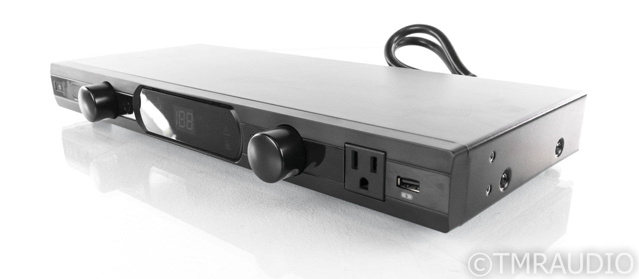 Panamax MR4300 Power Distributor; MR-4300