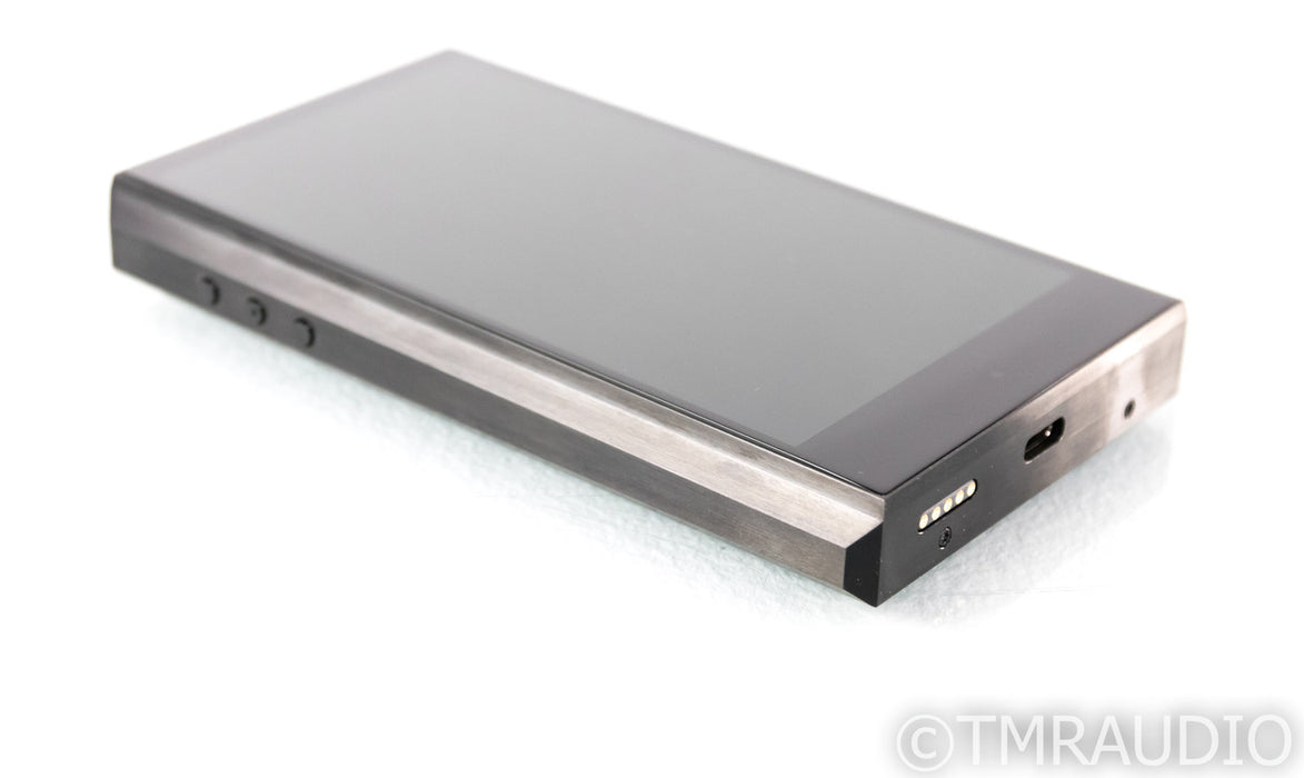 Astell & Kern SP-1000 Portable Music Player; 256GB; Onyx Black; Leather Case