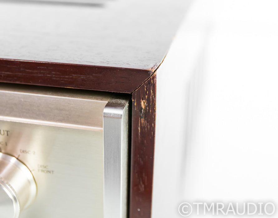 Accuphase C-200X Vintage Stereo Preamplifier; C200X; MM/MC Phono