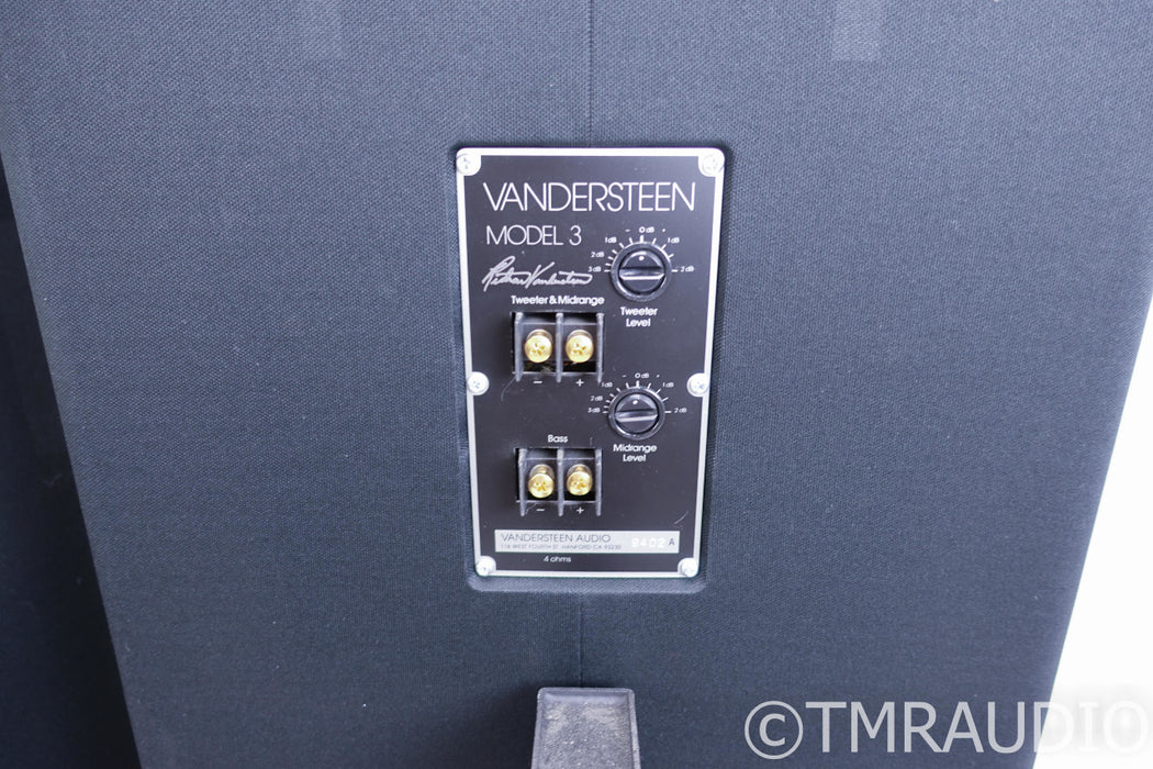 Vandersteen 3A Signature Floorstanding Speakers