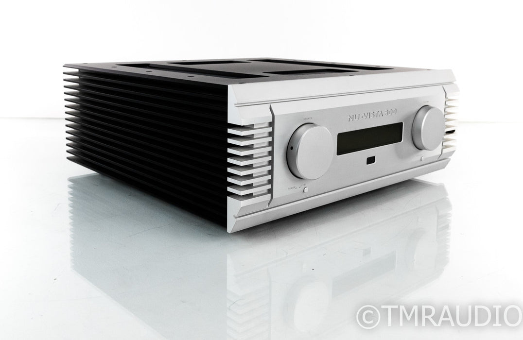 Musical Fidelity Nu-Vista 800 Tube Hybrid Integrated Amplifier; Remote