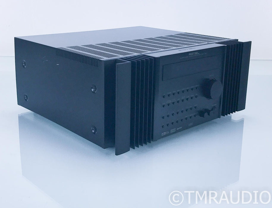 Rotel RSX-1067 7.2 Channel Home Theater Receiver; AS-IS (Intermittent Crackle)