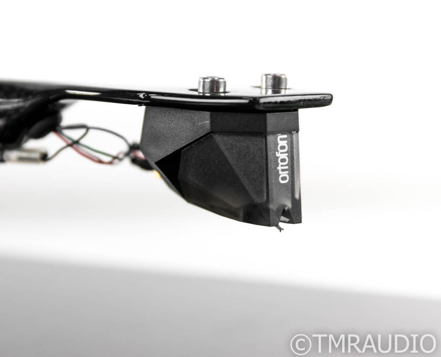 Pro-Ject 1Xpression Carbon Classic Turntable; Mahogany; Ortofon 2M Silver (Demo)