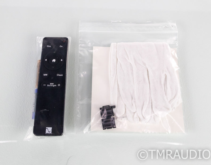 PS Audio PerfectWave Power Plant 3 Power Conditioner; P3; Remote (Warranty)