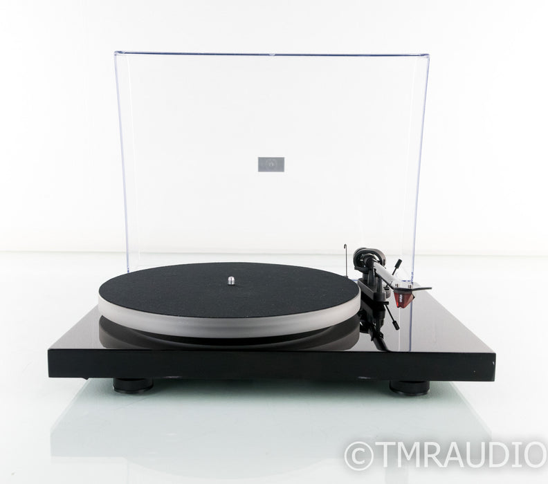 Pro-Ject Debut Carbon Belt Drive Turntable; Ortofon 2M Red Cartridge