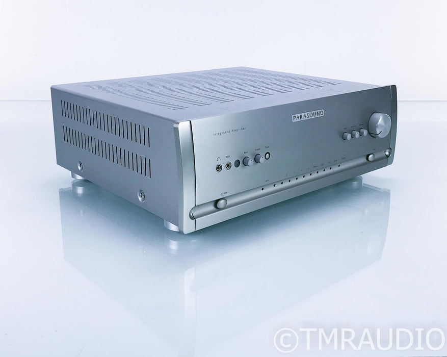 Parasound Halo Integrated 2.1 Channel Integrated Amplifier; MM / MC Phono