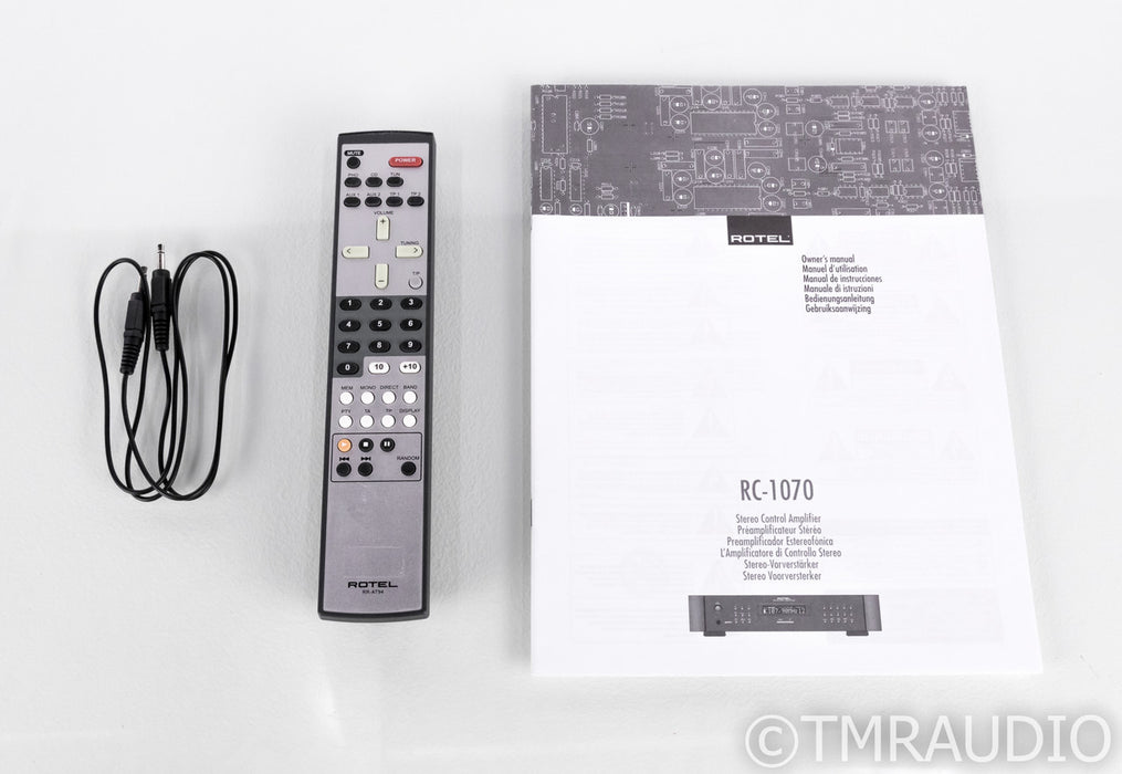 Rotel RC-1070 Stereo Preamplifier; RC1070; Remote; MM phono