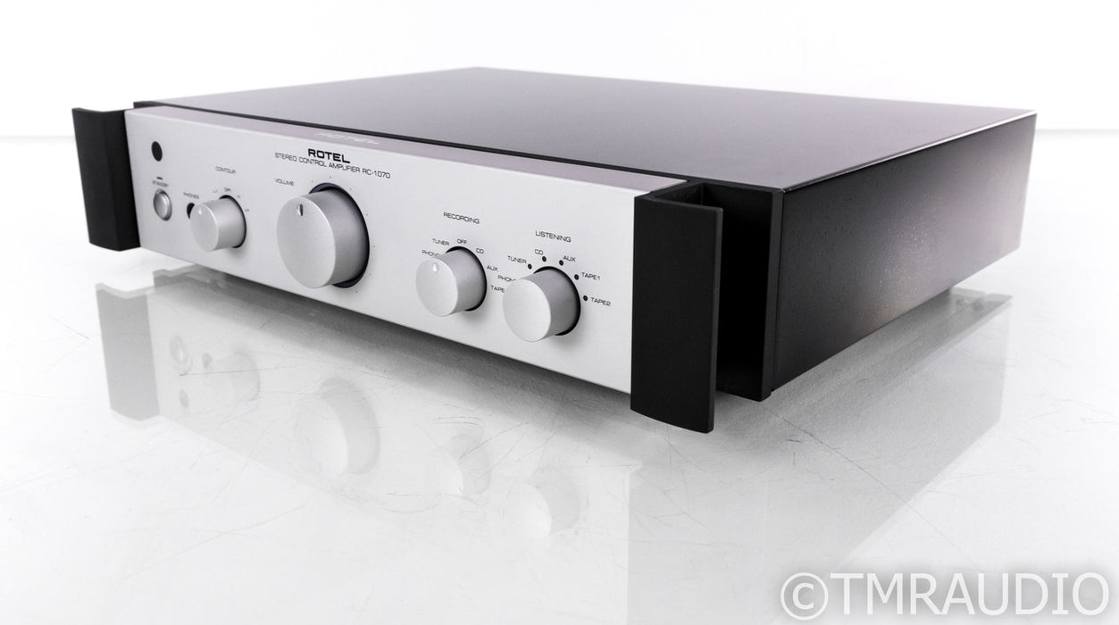 Rotel RC-1070 Stereo Preamplifier; RC1070; Remote; MM phono