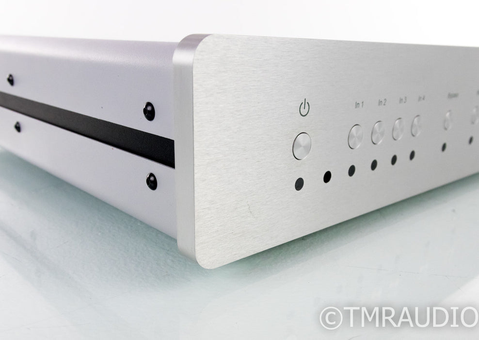 BSG Technologies QOL Signal Completion Stage; Preamplifier; Remote