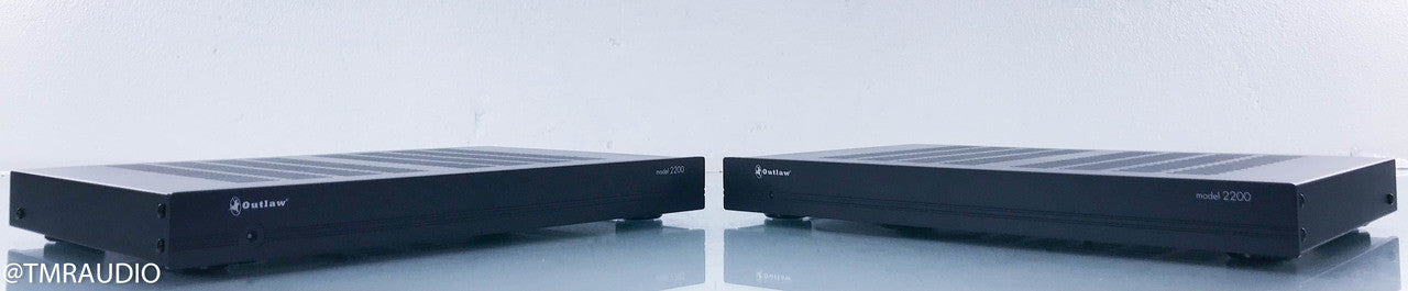 Outlaw Model 2200 Mono Power Amplifier