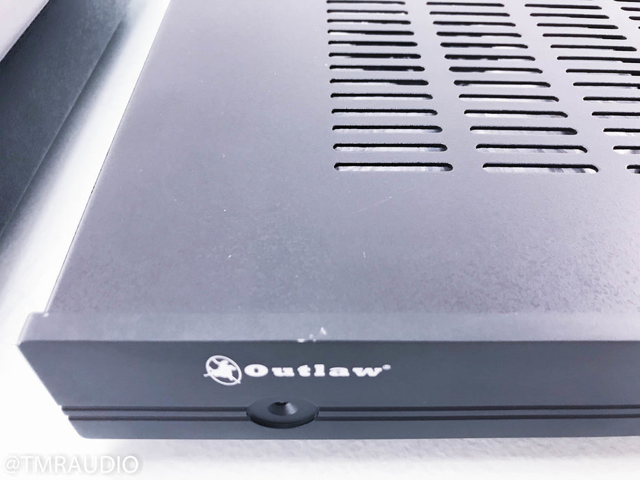 Outlaw Model 2200 Mono Power Amplifier