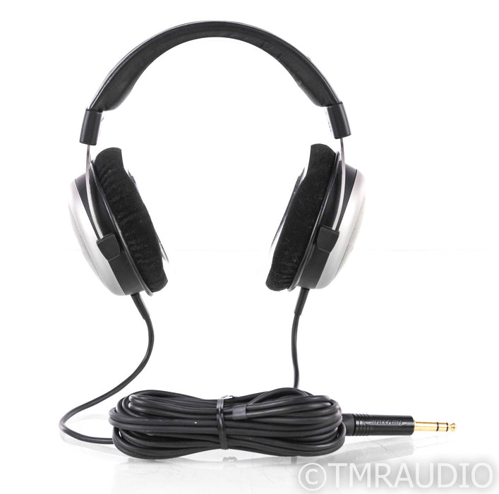Beyerdynamic T1 Closed Back Dynamic Headphones; 600 Ohm