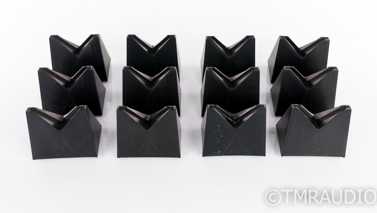 Shunyata DFE V2 Dark Field Cable Elevators / Risers; Set of 12