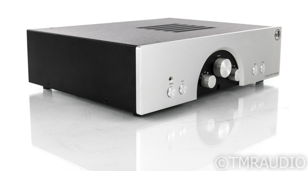 Rogue Audio R99 Stereo Tube Preamplifier; Remote; MM Phono
