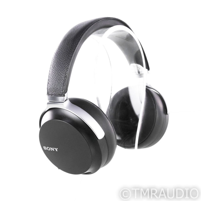 Sony MDR-Z7 Closed Back Headphones; MDRZ7