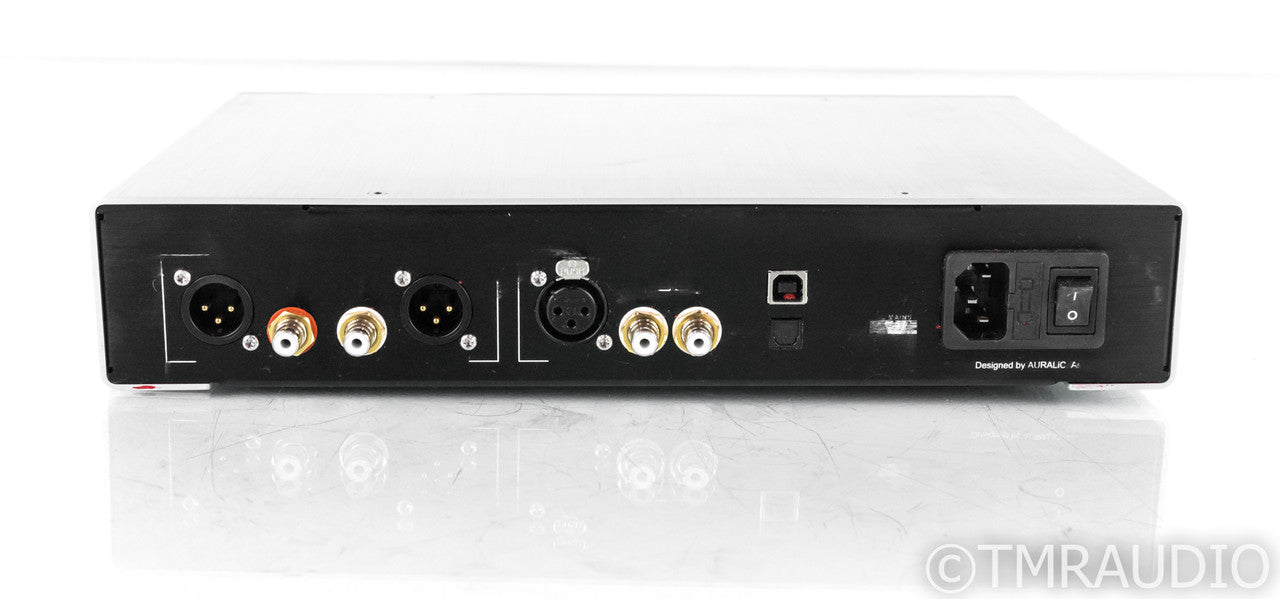Auralic Vega DAC; D/A Converter; Remote