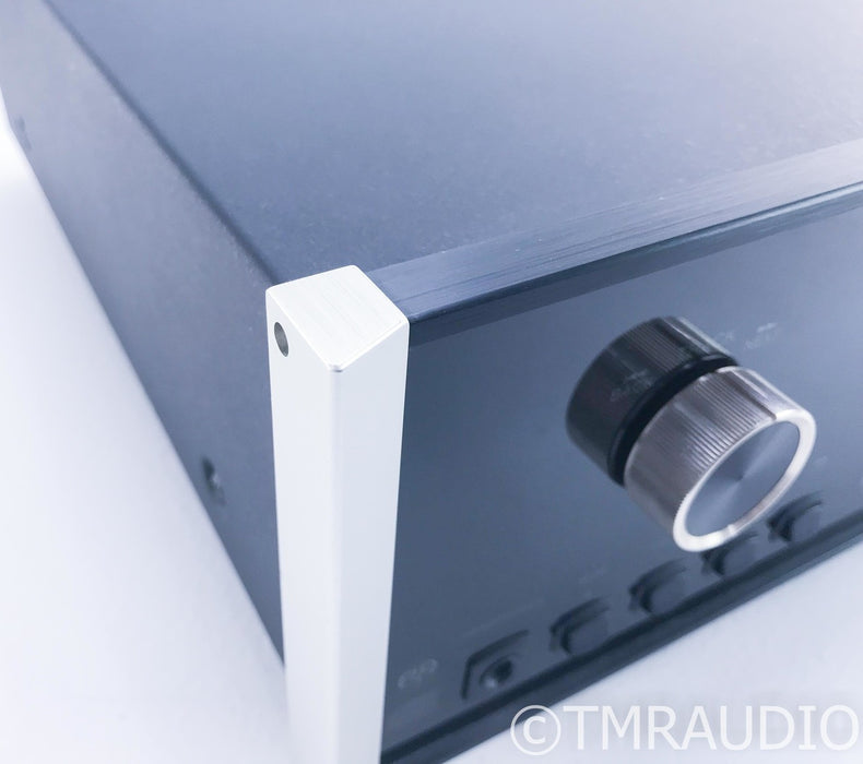 McIntosh MCD201 SACD / CD Player; MCD-201