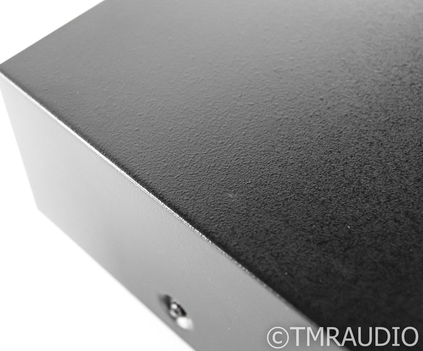 Parasound Model 2100 Stereo Preamplifier; Remote; MC/MM Phono