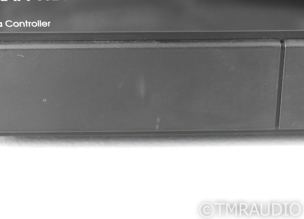 Meridian 562V Digital Processor / Preamplifier; MSR Remote