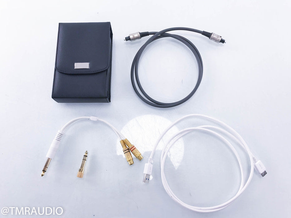 Aurender Flow V1000 Portable DAC & Headphone Amplifier