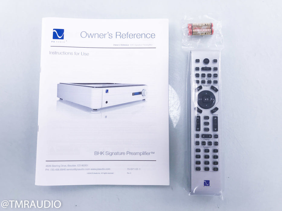 PS Audio BHK Signature Stereo Tube Hybrid Preamplifier