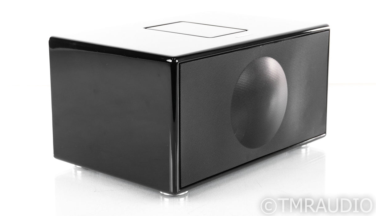 Geneva Model M Sound System; FM Tuner; iPod Dock; Remote