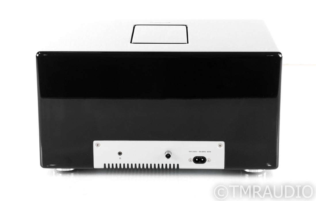 Geneva Model M Sound System; FM Tuner; iPod Dock; Remote