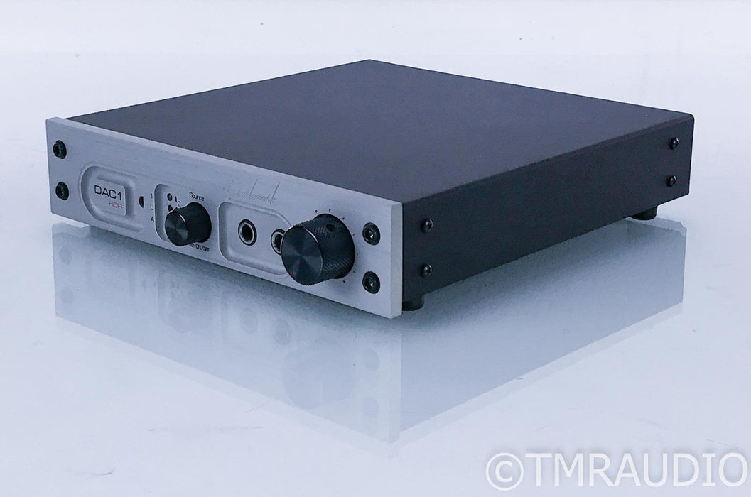 Benchmark DAC1 HDR DAC / Headphone Amplifier; D/A Converter; DAC-1